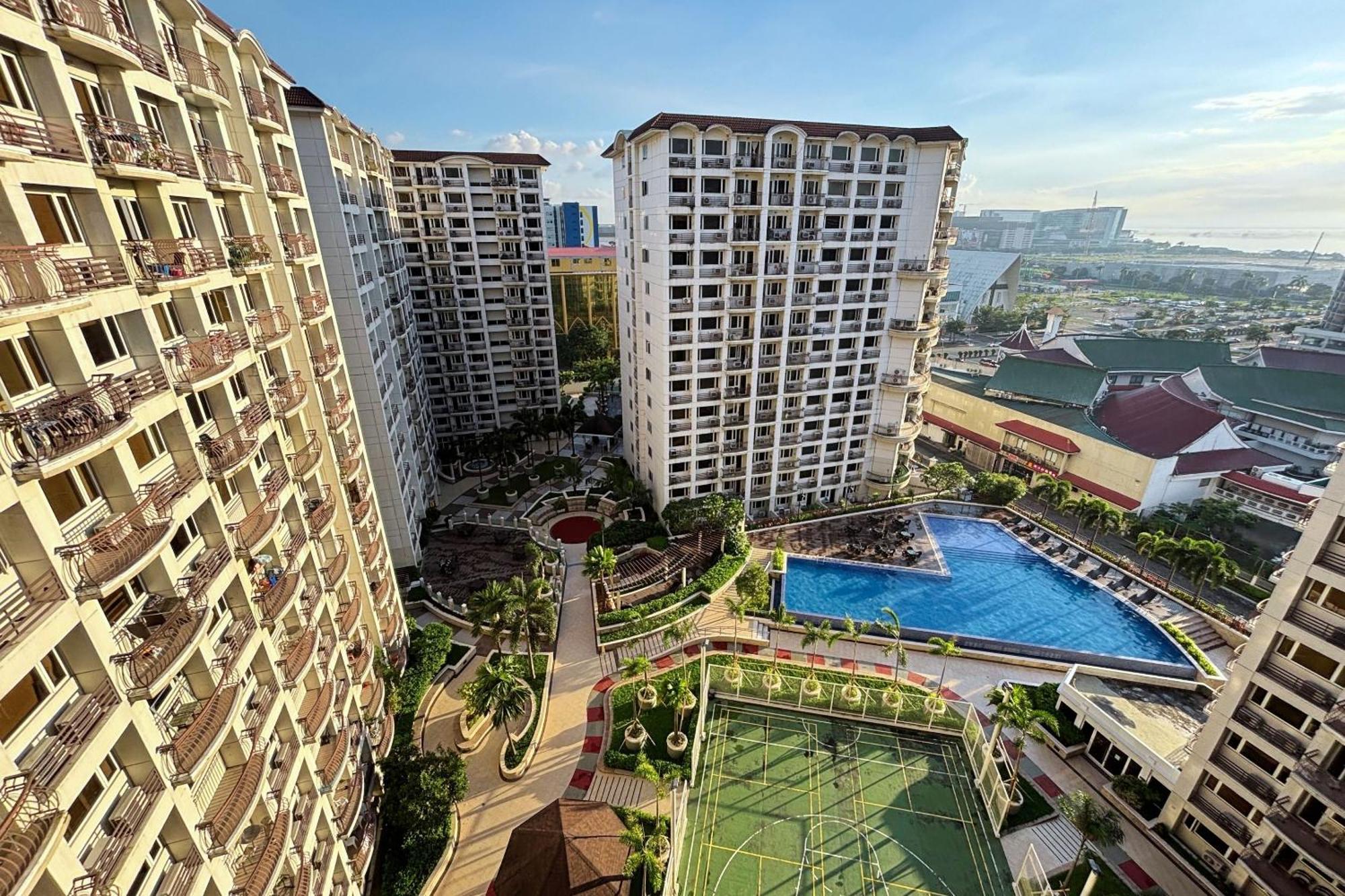 Extremeli Suites Manila Powered By Cocotel Zewnętrze zdjęcie